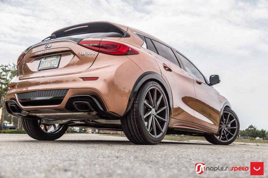  Infiniti QX30S 2.0t AWD on Vossen Wheels (CVT) 2017 года  (фото 19 из 24)